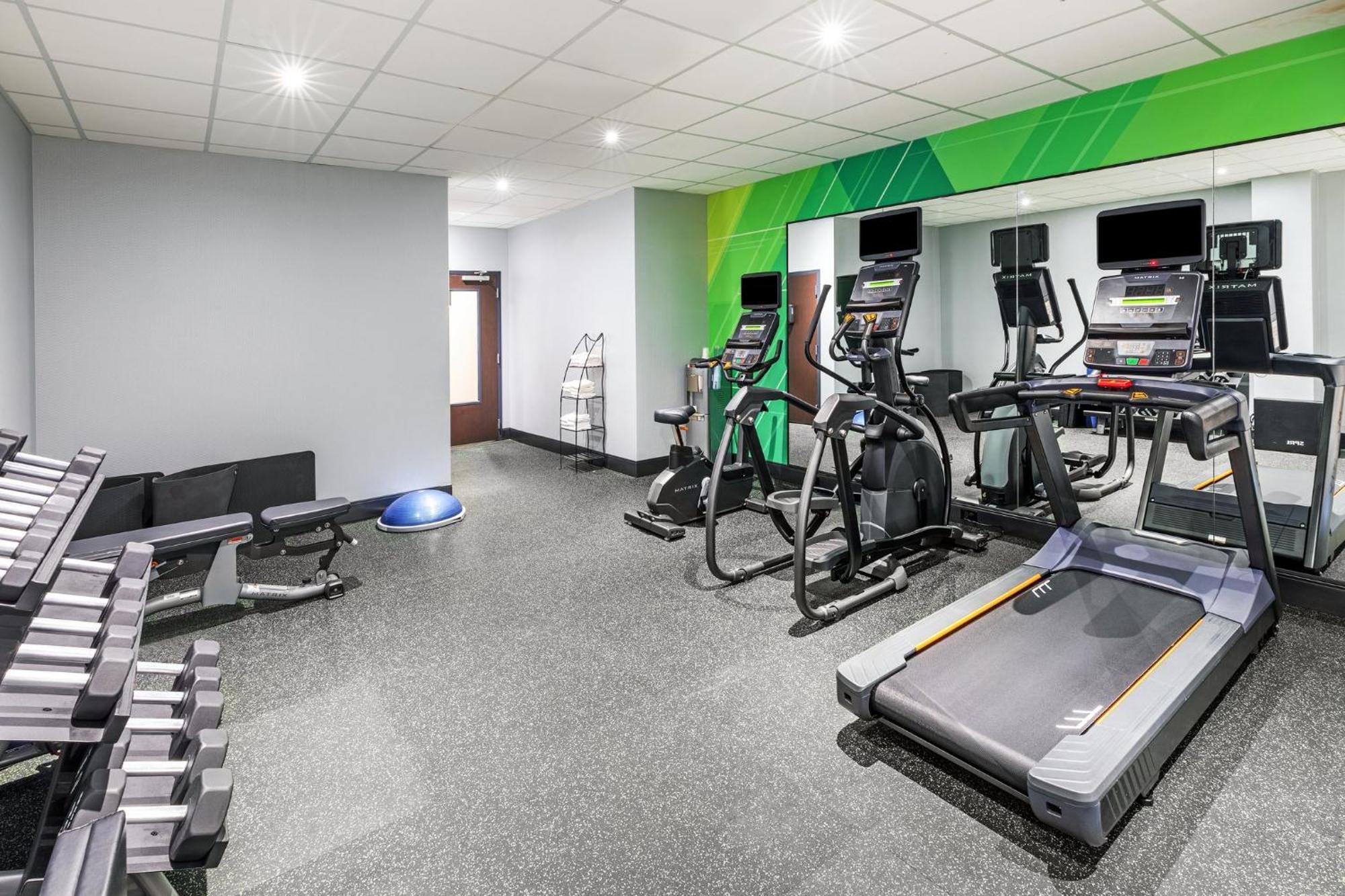Holiday Inn Hotel & Suites Tulsa South By Ihg Esterno foto